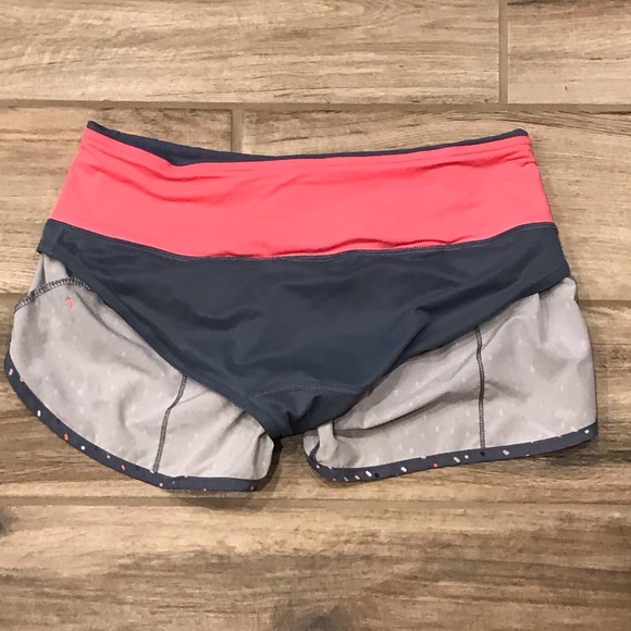 Lululemon Speed Shorts - Confetti Cake Multi, Sz 4 - Picture 4 of 8